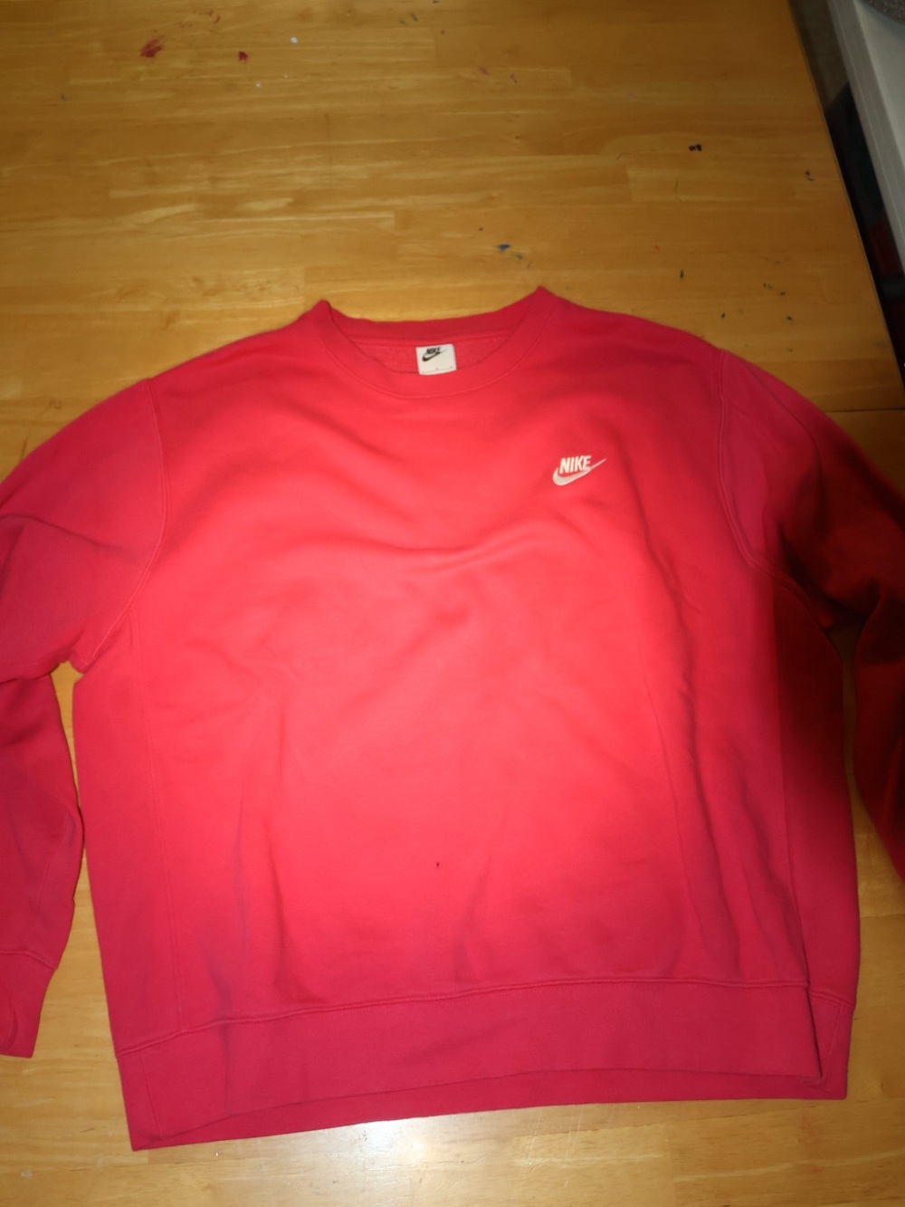 Nike women’s Crewneck Sweatshirt - Hot Pink